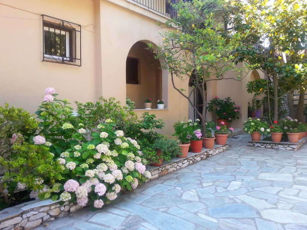 Maria Studios Skiathos Екстериор снимка